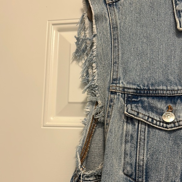 H&M Blue Denim Vest - Picture 3 of 4